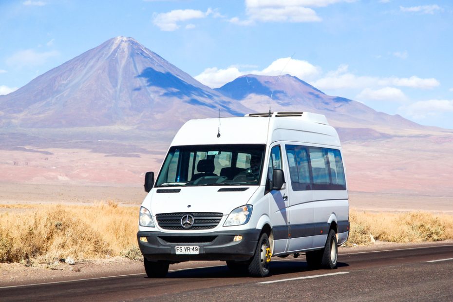 Tips To Consider While Choosing Charter Bus Rental Services